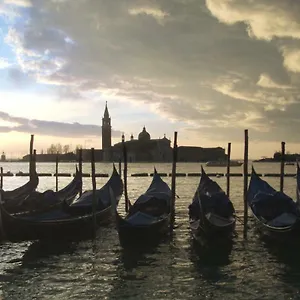 Rudy House , Venezia Italia